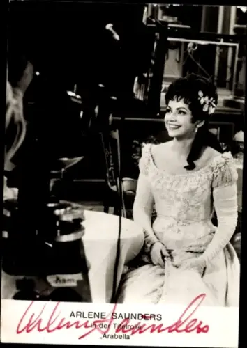 Foto Opernsängerin Arlene Saunders, als Arabella, Autogramm