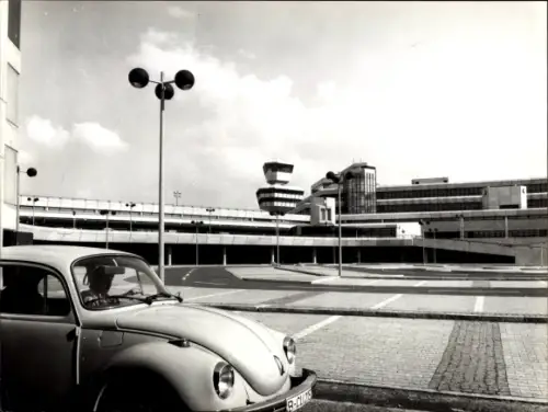 Foto Berlin Reinickendorf Tegel, Flughafen, Auto, Parkplatz