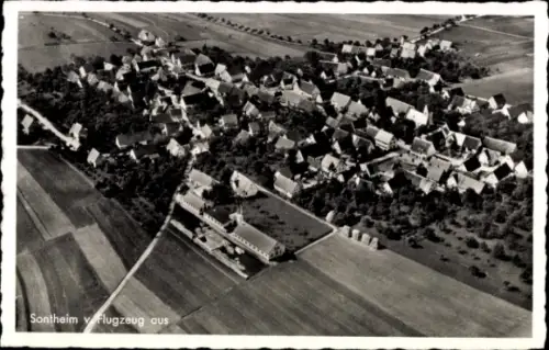 Ak Sontheim an der Brenz, Luftaufnahme von  viele Dächer, Felder, keine Personen