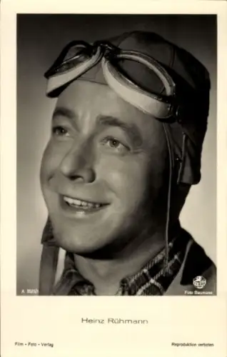Ak Schauspieler Heinz Rühmann, Portrait, Fliegerbrille