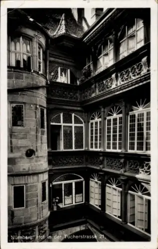 Ak Nürnberg,  Hof in der Tucherstraße 21, Innenhof, Fenster, Balkone