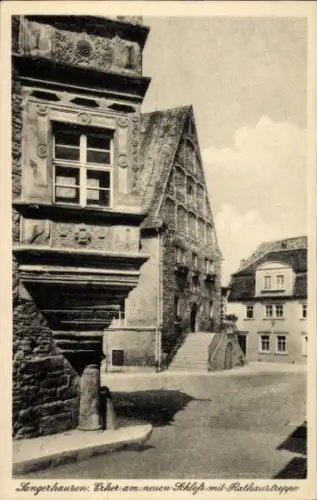 Ak Sangerhausen am Harz, Erker am neuen Schloß mit Rathaustreppe