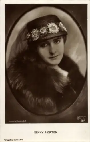 Ak Schauspielerin Henny Porten, Portrait, Hut, Pelz, Ross Verlag 321 1