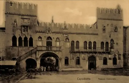 Ak Capodistria Koper Gafers Slowenien, Palazzo Comunale,   Architektur
