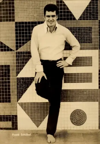 Ak Schauspieler und Sänger Frank Schöbel, Portrait