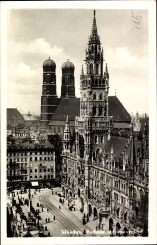 Ak München, Rathaus mit Frauenkirche