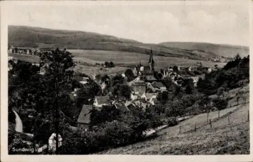 Ak Sundwig Hemer im Sauerland, Blick auf  Kirche, Häuser, Landschaft
