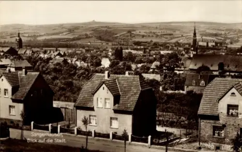 Ak Sangerhausen am Harz, Blick auf die Stadt  Häuser, Landschaft, keine Persönlichkeiten