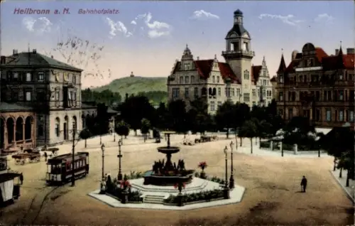 Ak Heilbronn am Neckar, Heilbronn a. N., Bahnhofplatz, Brunnen, Gebäude, Straßenbahn