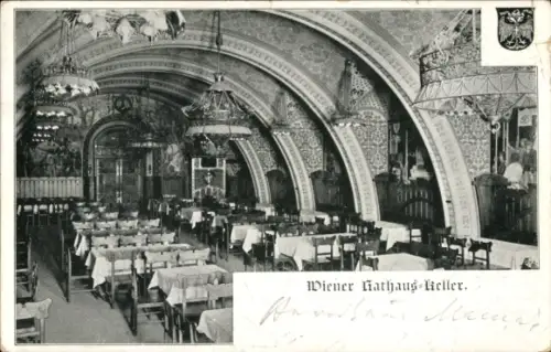 Ak Wien 1 Innere Stadt, Wiener Rathhaus-Keller, Innenansicht, Tische und Stühle, dekorative Eleme