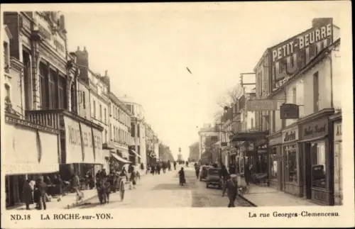 Ak La Roche sur Yon Vendee, La Rue Georges Clemenceau