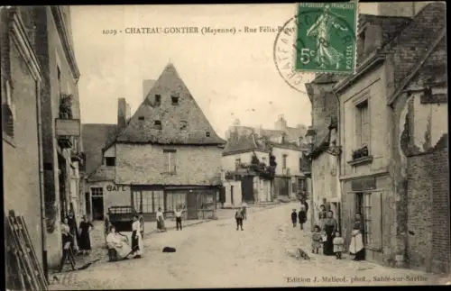 Ak Château Gontier sur Mayenne, Rue Felix Rigat