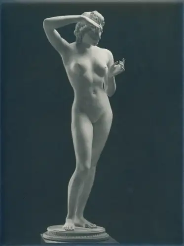Foto Plastik von Arno Breker, Flora