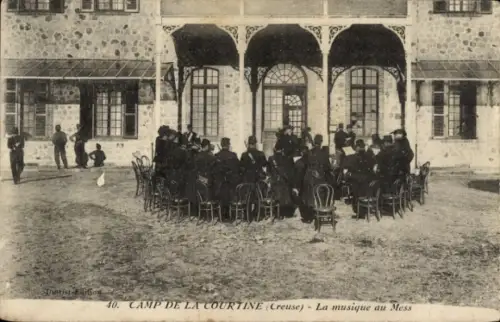 Ak La Courtine Creuse, Camp, La musique au Mess