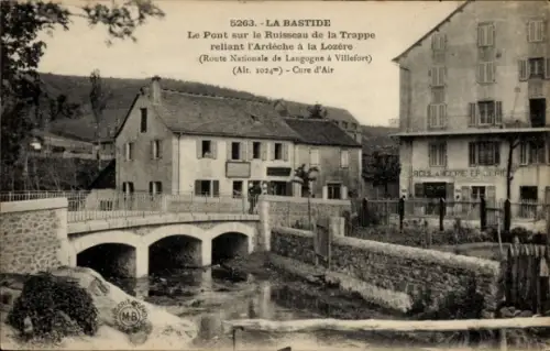 Ak La Bastide Lozère, Brücke über den Ruisseau de la Trappe,  Ardèche, Lozère, Cure d'Air