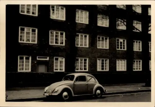 Foto Auto, Wohnhaus, Straße