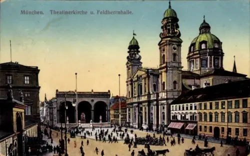 Ak München Bayern,  Theatinerkirche, Feldherrnhalle, Menschen, Pferde