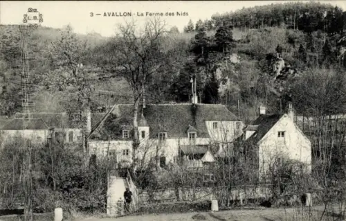 Ak Avallon Yonne, La Ferme des Nids