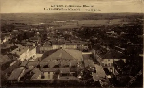 Ak Beaumont de Lomagne Tarn et Garonne, Blick auf den Ort, Fliegeraufnahme