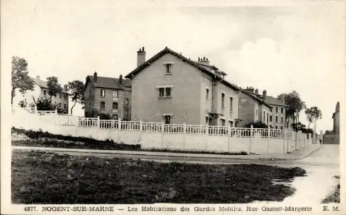 CPA Nogent sur Marne Val de Marne, Les Habitations des Gardes Mobiles, Rue Gaston Margerie