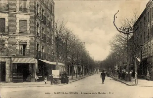 CPA Saint Maur des Fossés Val de Marne, Avenue de la Mairie