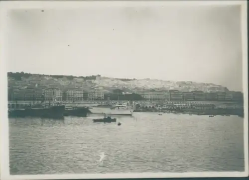 Foto Algier Alger Algerien, Gesamtansicht, Yacht Meteor im Hafen, SMS Hertha