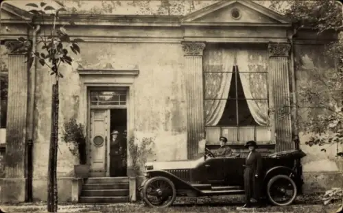 Foto Ak München, Haus, Auto
