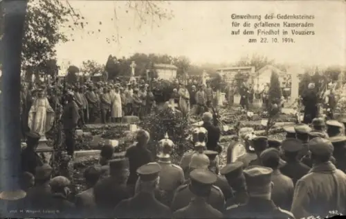 Ak Vouziers Ardennes, Einweihung des Gedenksteines für die gefallenen Kameraden, 1914