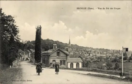 Ak Broglie Eure, Brogli, Landschaft, Straße, Bäume, Gebäude, Menschen