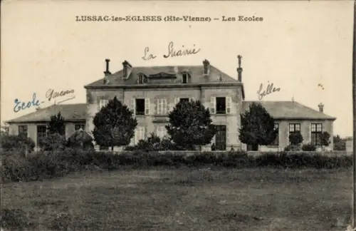 Ak Lussac les Eglises Haute Vienne, Les Ecoles