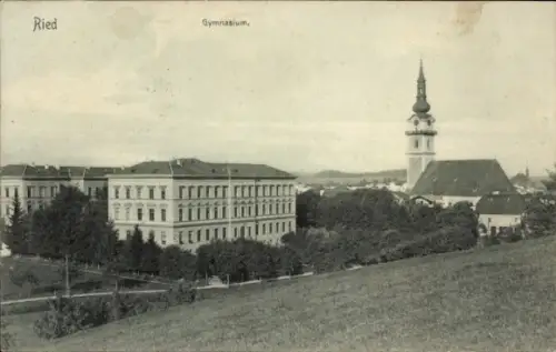 Ak Ried im Innkreis Oberösterreich, Gymnasium, Kirche