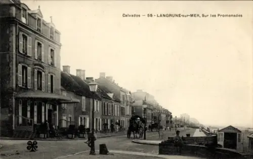 Ak Langrune sur Mer Calvados, Sur les Promenades