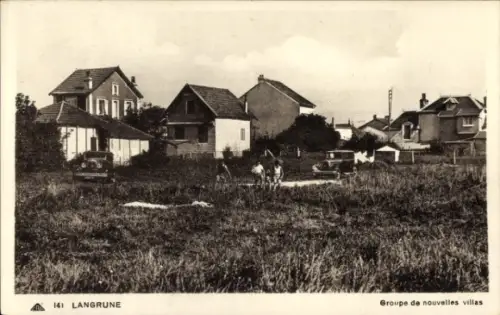 Ak Langrune sur Mer Calvados,  neue Villen, Gruppe von Menschen, Autos