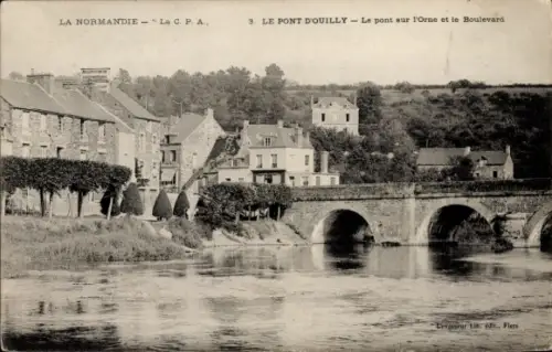 Ak Pont d Ouilly Calvados, Brückenpartie, Le pont sur l'Orne et le Boulevard