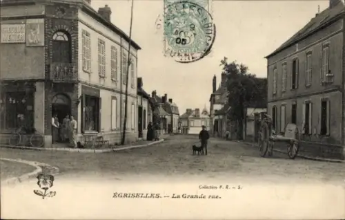 Ak Egriselles le Bocage Yonne, EGRISELLES, La Grande rue, Chocolat Menier, Straßenansicht, Mensch