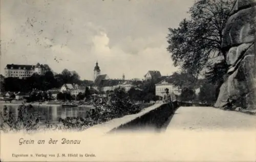 Ak Grein an der Donau Oberösterreich, Grein an der Donau, Flusslandschaft, Gebäude, Person auf de