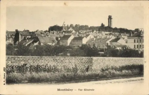 Ak Montlhéry Essonne,  allgemeine Ansicht, Häuser, Turm