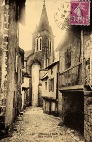 Ak Sousceyrac Lot, Une vieille rue