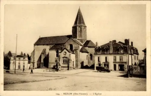 Ak Nexon Haute Vienne, Schwarz-Weiß-Bild, Kirche, Häuser, Straße, Auto