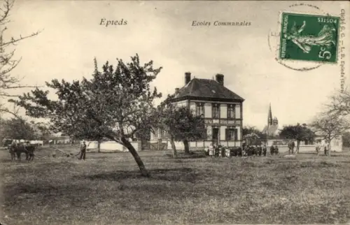 Ak Epieds Eure, Écoles Communales