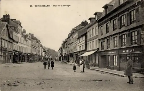 Ak Cormeilles Eure,  Rue de l'Abbaye, Straßenansicht, Kinder auf der Straße