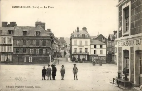 Ak Cormeilles Eure, La Place
