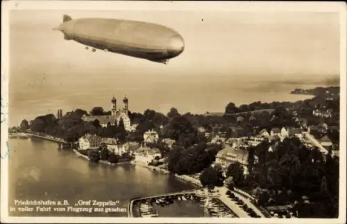 Ak Friedrichshafen am Bodensee, Luftaufnahme von  Graf Zeppelin, Bodensee, Flugzeugperspektive