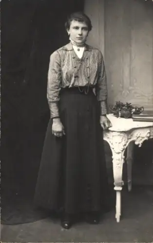 Foto Ak Portrait einer Frau