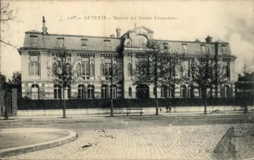 Ak Auteuil Yvelines,  Maison des Dames Françaises, Bäume, Straße, 