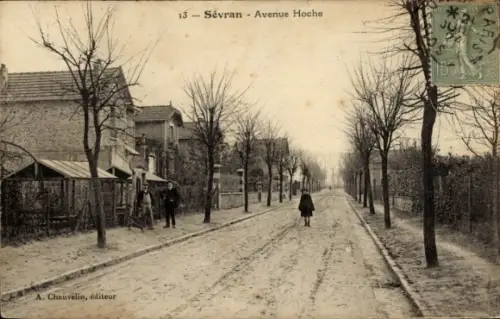 Ak Sevran Seine Saint Denis, Avenue Hoche, Bäume, Straße, Häuser,  von A. Chauvelin