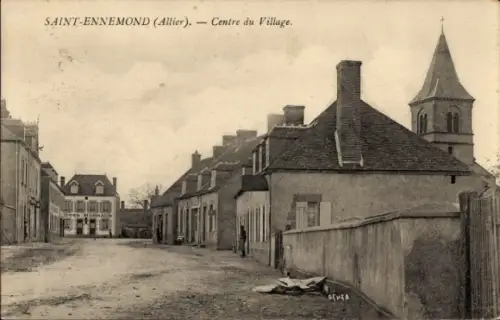 Ak Saint Ennemond Allier, Centre du Village