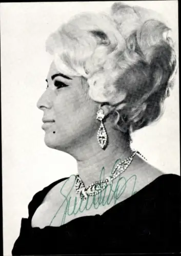 Autogrammkarte Opernsängerin Gundula Janowitz, Portrait, Autogramm