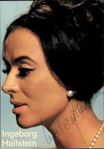 Autogrammkarte Opernsängerin Ingeborg Hallstein, Portrait, Autogramm