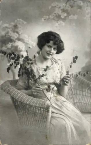 Ak Junge Frau, Portrait